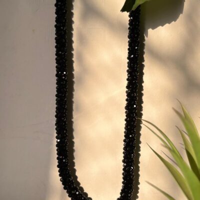 SPARKLING SHINY BLACK CRYSTAL NECKLACE