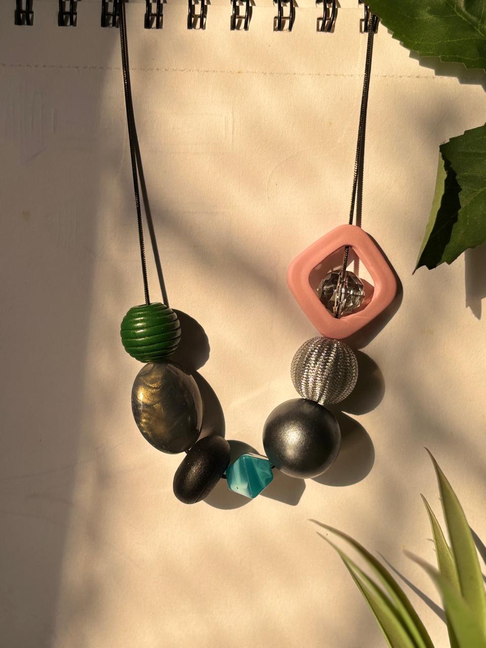 KOREAN SEVEN GEM STONES STATEMENT NECKPIECE