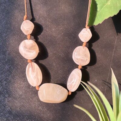 VINTAGE STYLE STONE GEM NECKLACE
