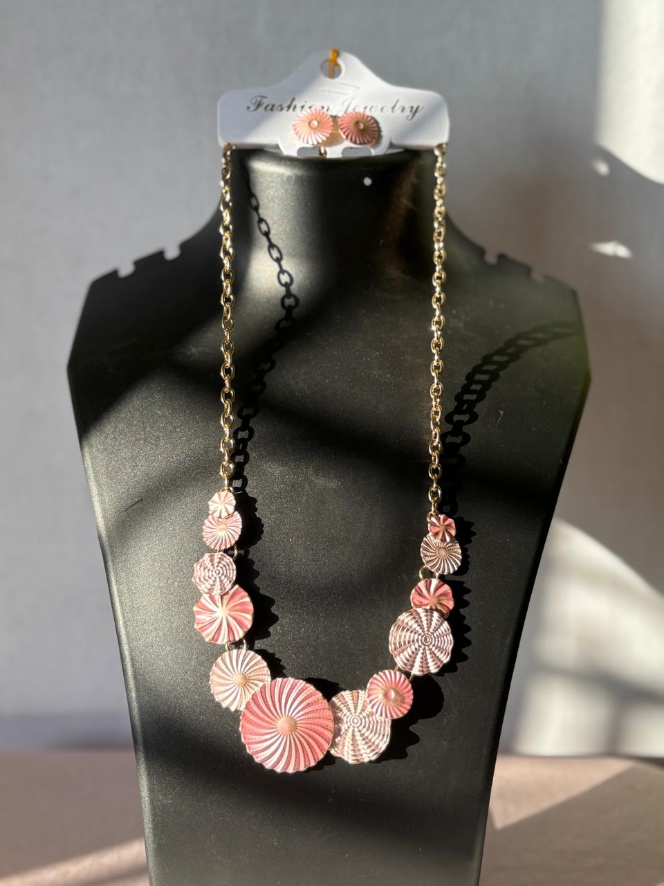 Pinky Flowery Necklace with Necklace