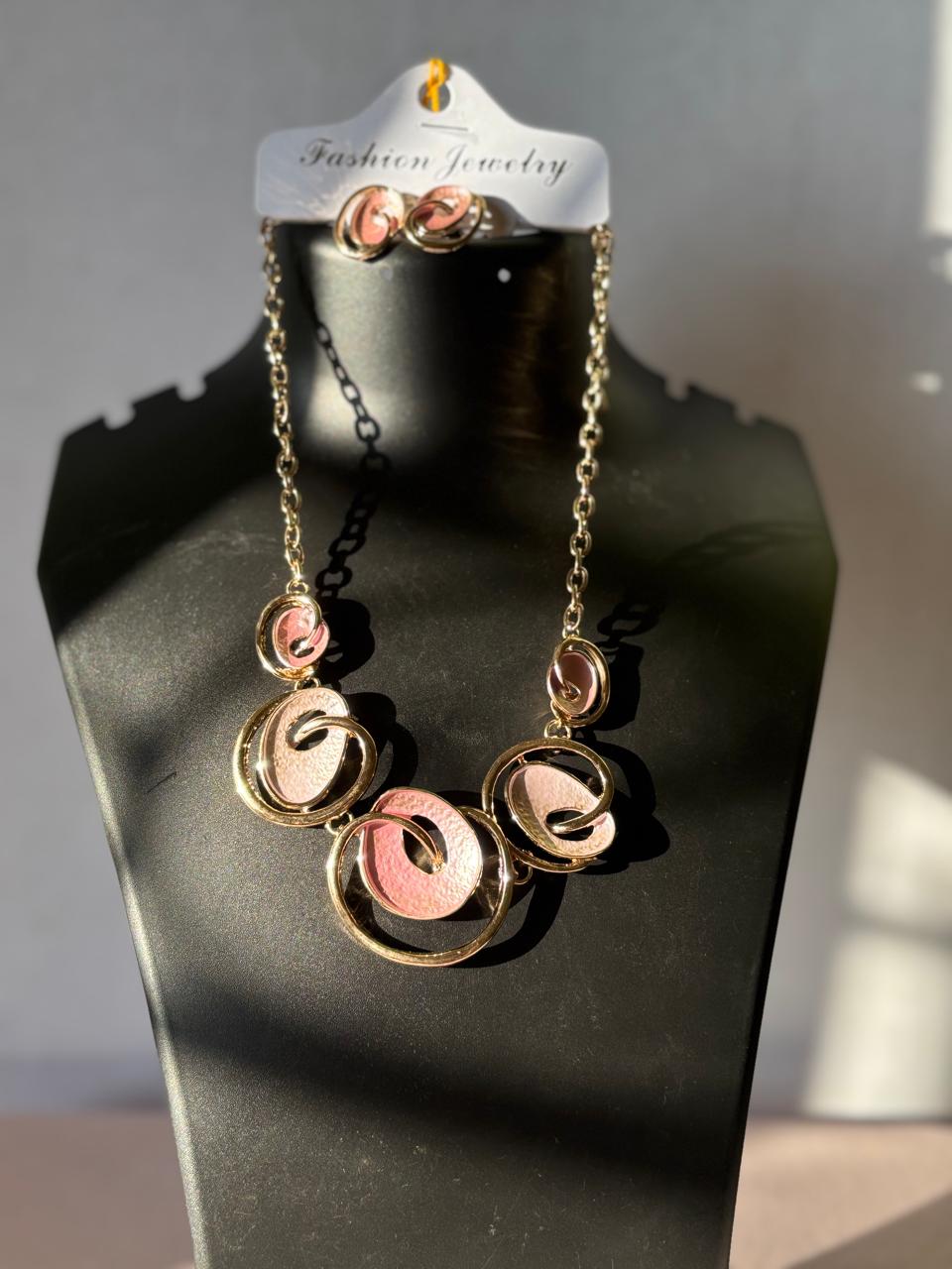 Pinky Designer Swirl Necklace