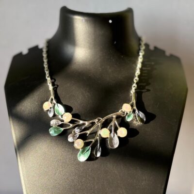 Moonleaf Charm Greenish Necklace