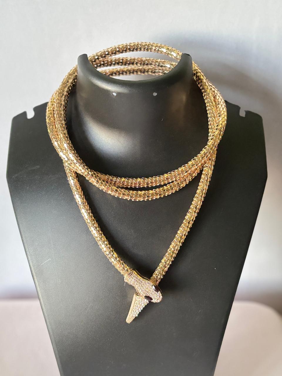 Golden Fancy Spiral Necklace turns Bracelet